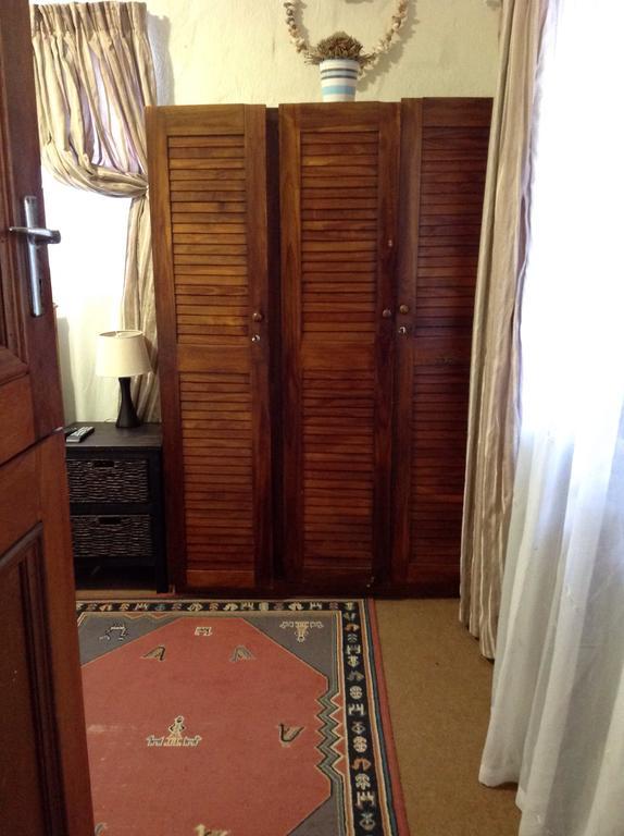 77 On 7Th Street Apartment Hermanus Bagian luar foto